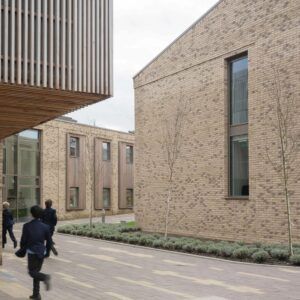 BR0098 Ibstock Ivanhoe Cream Original project 1