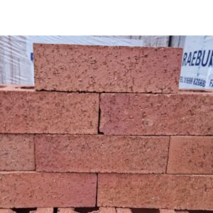 BR5567-Raeburn Livingstone yard