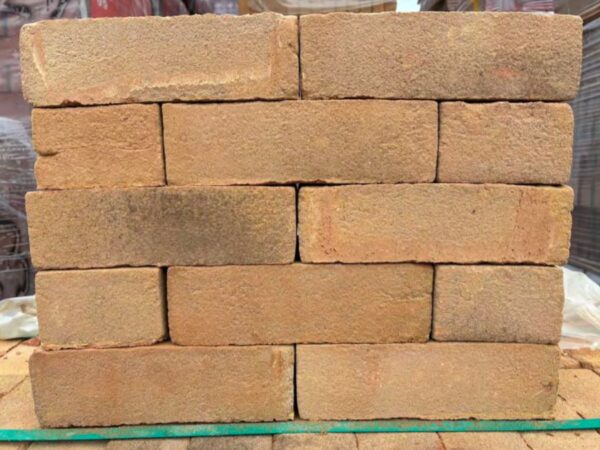 Stock Clearance Wienerberger Trinity Cream Multi Gilt Stock Facing Brick Pack of 500