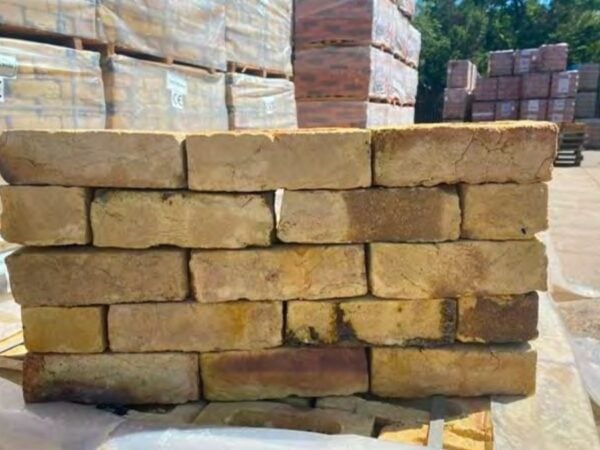 Stock Clearance Stratford Weathered Plain Yellow Imperial 68mm Facing Brick Pack of 360