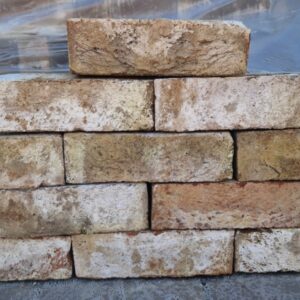 Home BR0368-Wienerberger Con Mosso yard