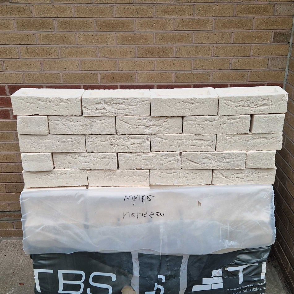 Stock Clearance TBS Nelissen White Rodruza Stock Facing Brick Pack of 608 Stock Clearance TBS Nelissen White Rodruza Stock Facing Brick Pack of 608